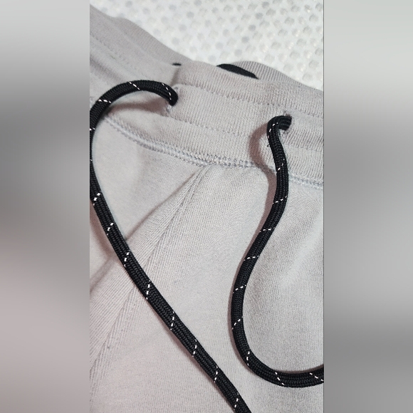 HOLISTER CALIFORNIA EUC SZ MEDIUM GRAY POCKET JOGGERS SWEATPANTS - Picture 7 of 11